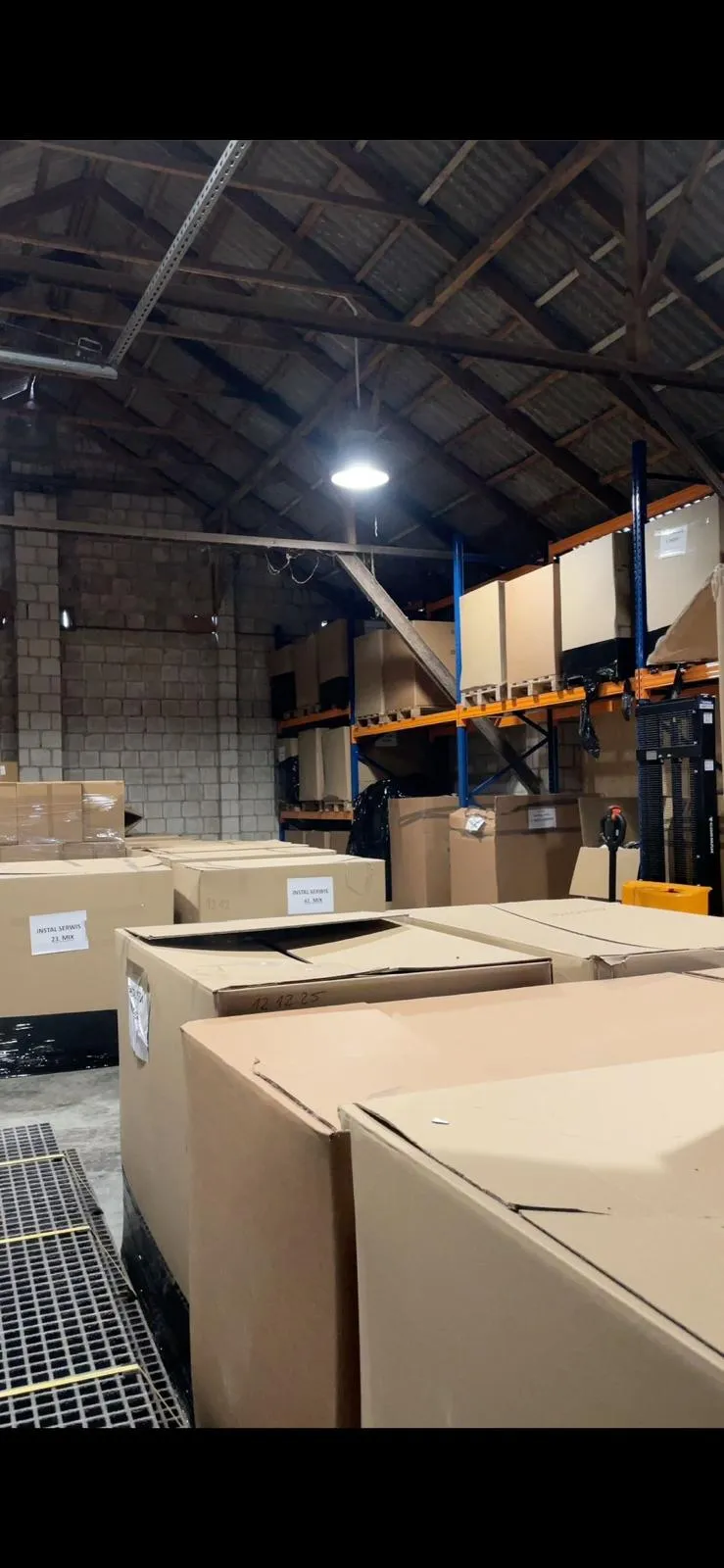 Magazyn Outlet Hunter 24